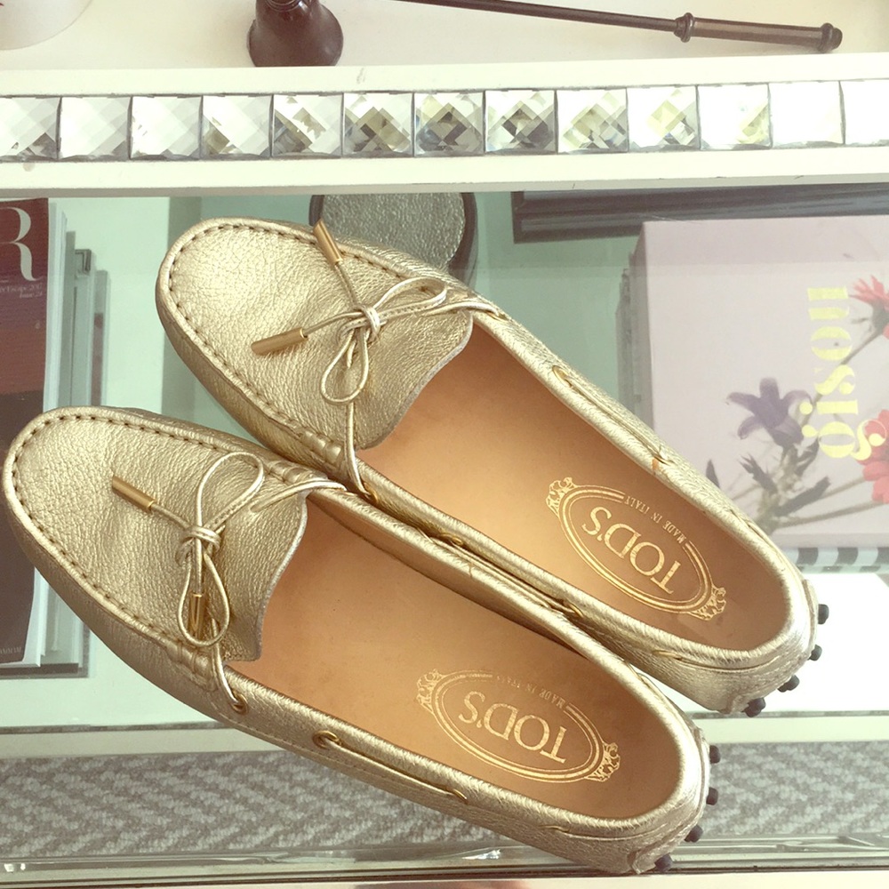 💯 Authentic Tods Gommino driver moccasins